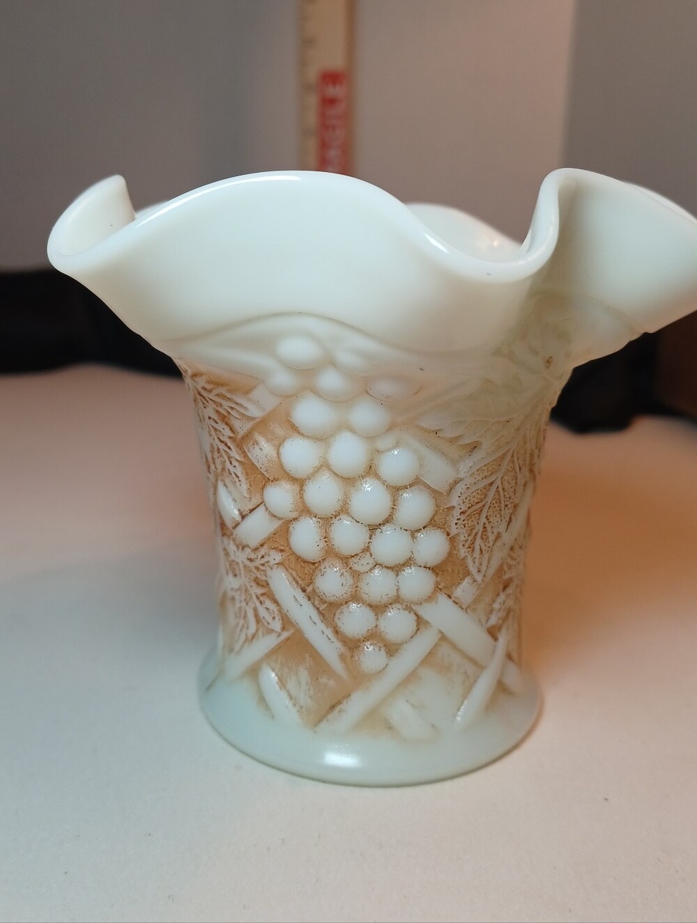 Vintage Uranium Northwood Vaseline Custard Glass Grape Arbor Pattern - Picture 11 of 11